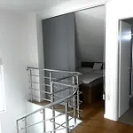 98a7 Appartamento Povljana