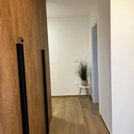 Апартаменты 98a7 *