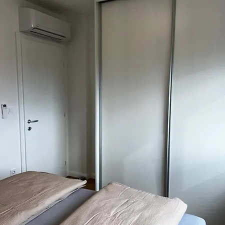 98a7 Apartamento Povljana