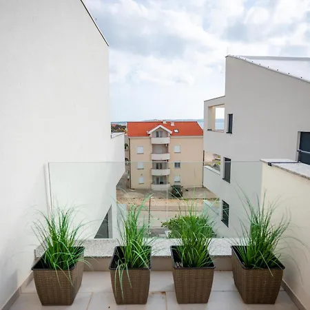 98a7 Apartamento *